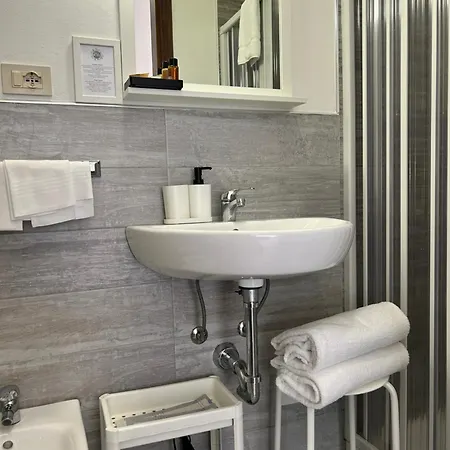 Hotel Cecile