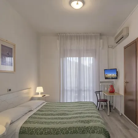 Cecile Hotel