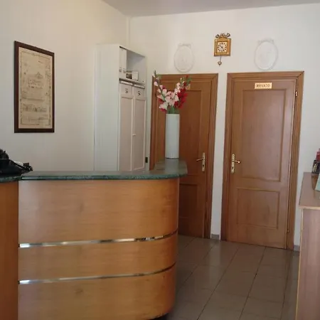 Cecile Hotel Piza