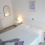 Hotel Cecile
